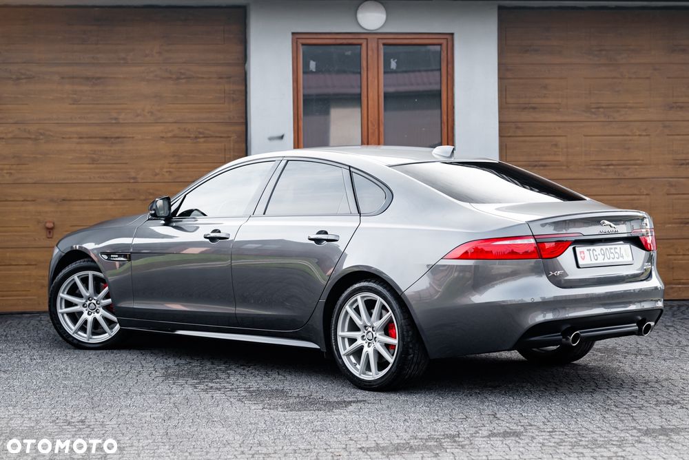 Jaguar XF 35t R-Sport - 14
