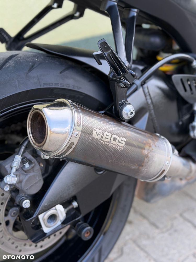 Suzuki GSX-R - 14