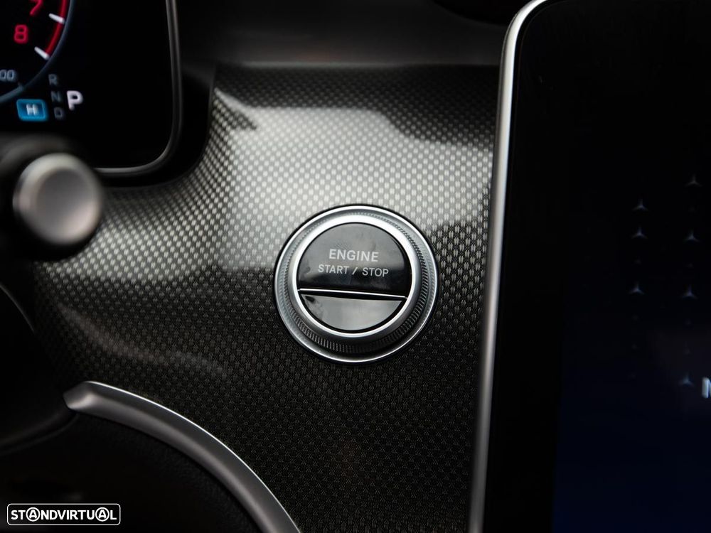 Mercedes-Benz C 300 e 9G-TRONIC AMG Line - 23