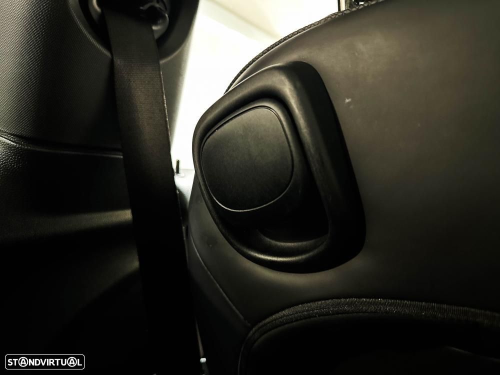 MINI 3 Portas Cooper SE Premium Classic - 29