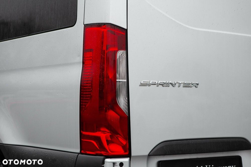 Mercedes-Benz Sprinter - 7