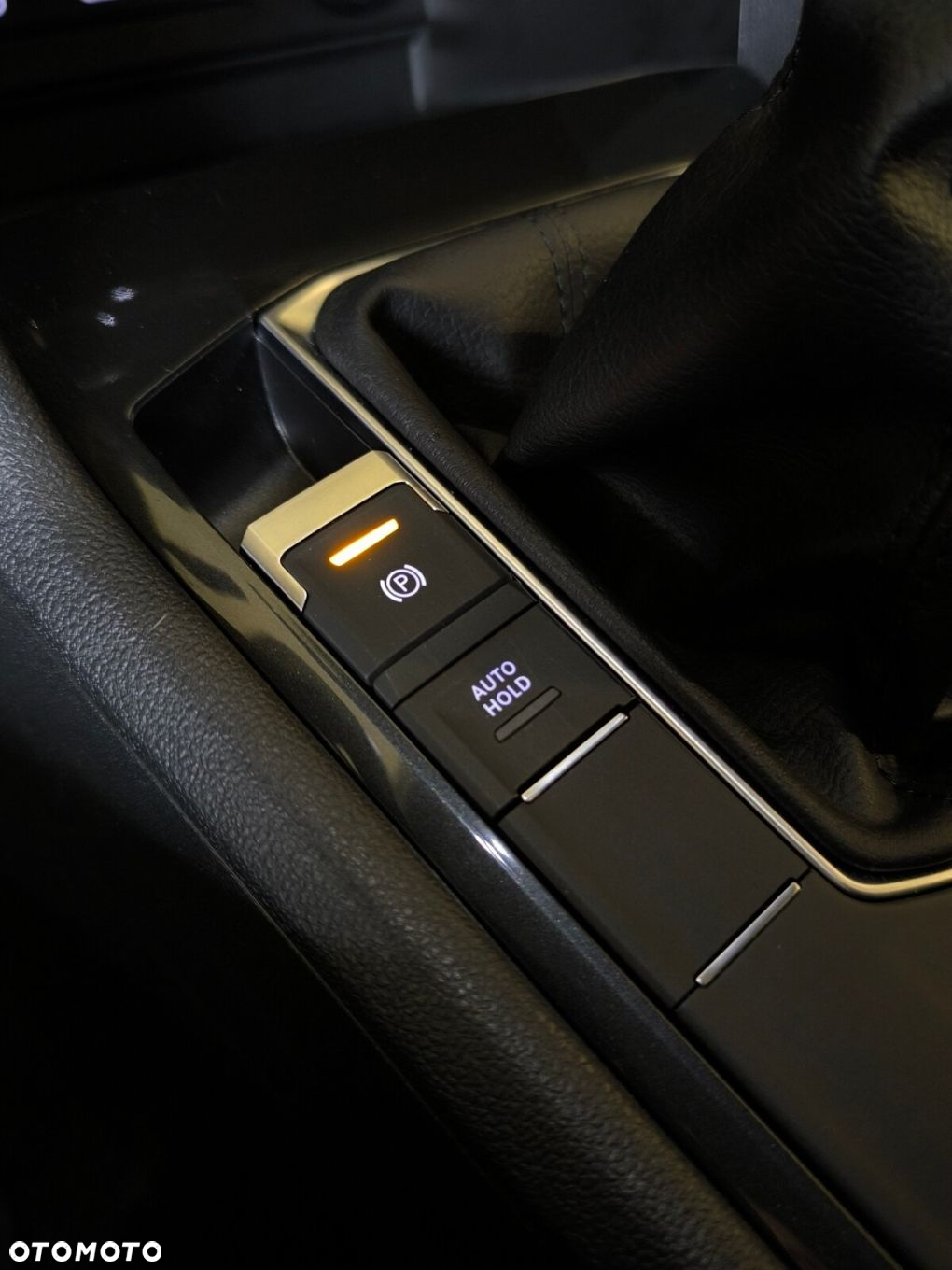 Volkswagen Tiguan - 19