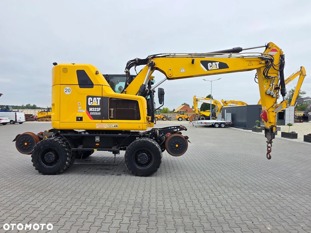 Caterpillar M323F, 2018 ROK, 7100 MTH, DWUDROGOWA - 8