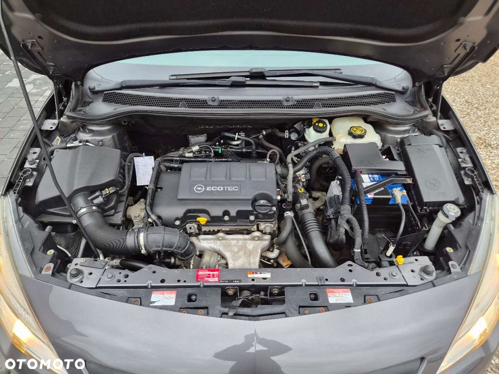 Opel Astra 1.4 Turbo Cosmo - 26