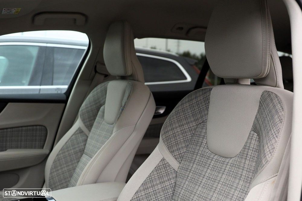 Volvo V60 2.0 T6 AWD TE Core - 11