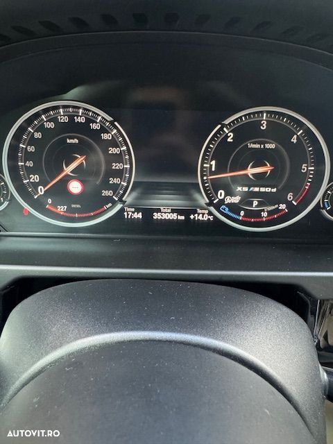 BMW X5 M M50d - 22