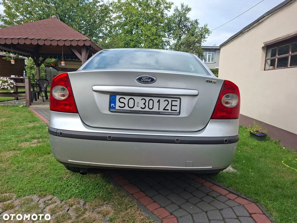 Ford Focus 1.8 TDCi Ghia - 5