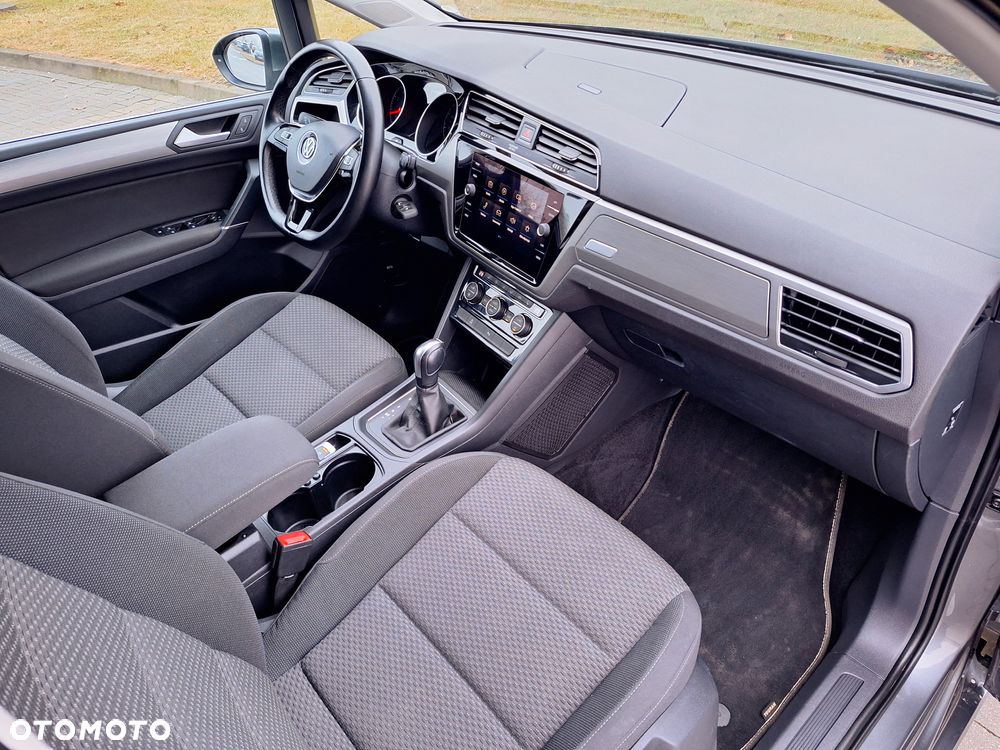 Volkswagen Touran 1.5 TSI EVO Comfortline Plus DSG - 23