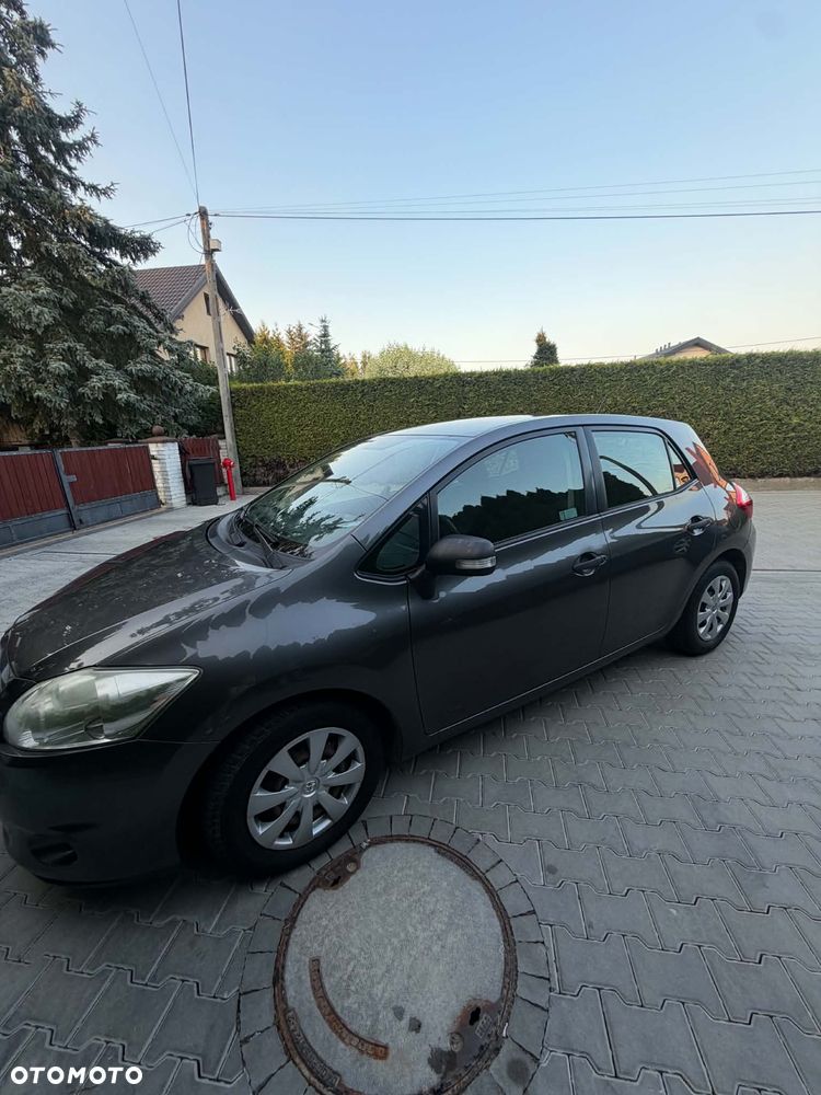 Toyota Auris 1.4 D-4D Premium - 2