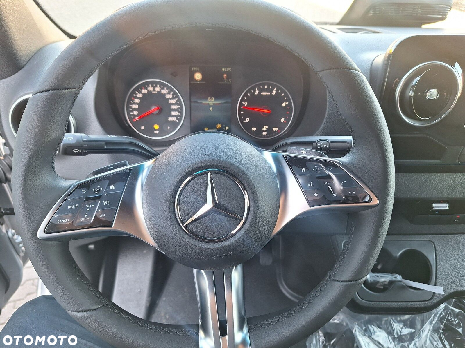 Mercedes-Benz Sprinter Sprinter - 4