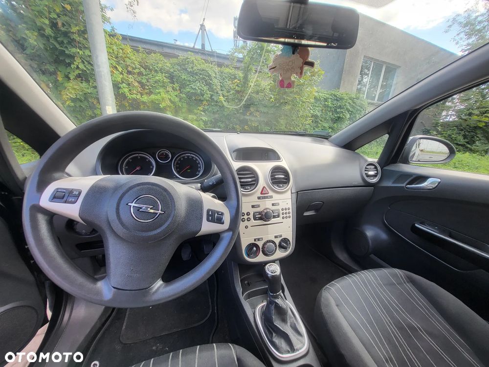 Opel Corsa - 16