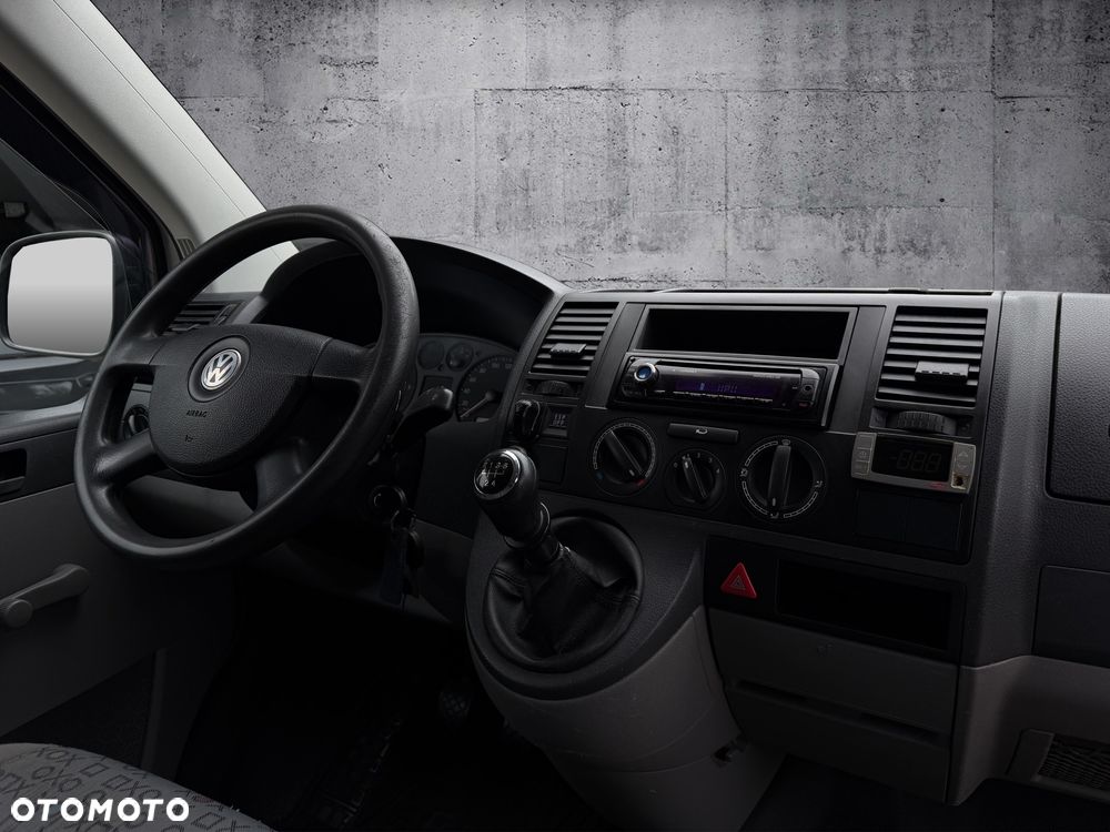 Volkswagen Transporter - 14