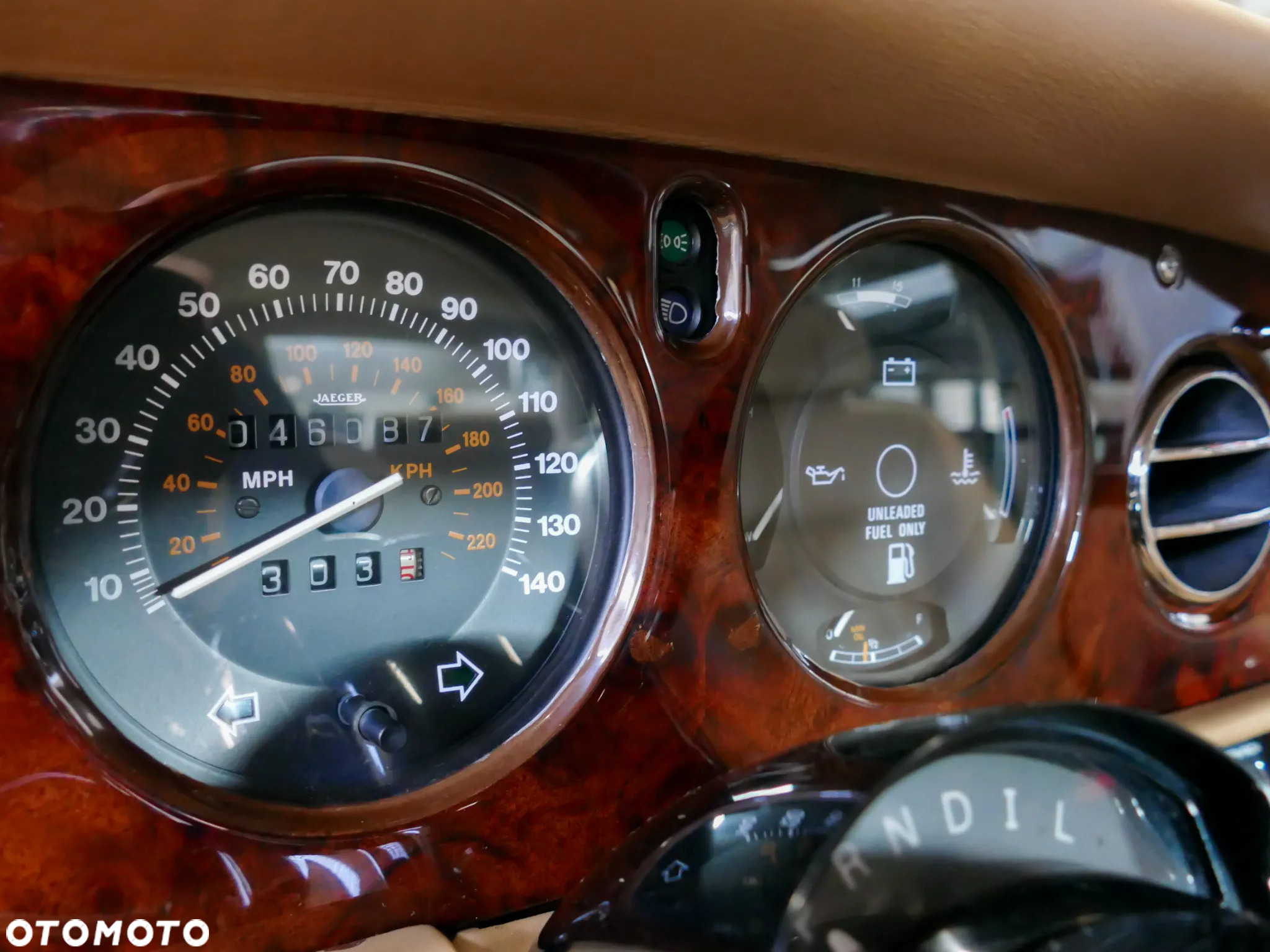 Rolls-Royce Silver Spur - 21