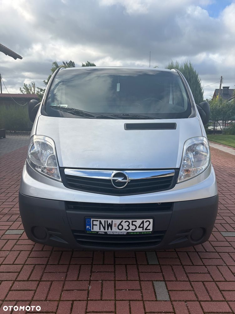 Opel Vivaro - 2