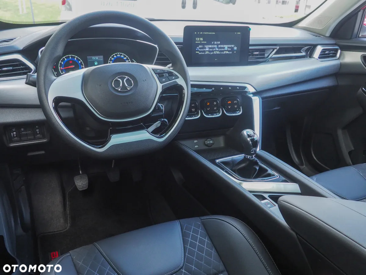 BAIC 3 1.5T Luxury - 10