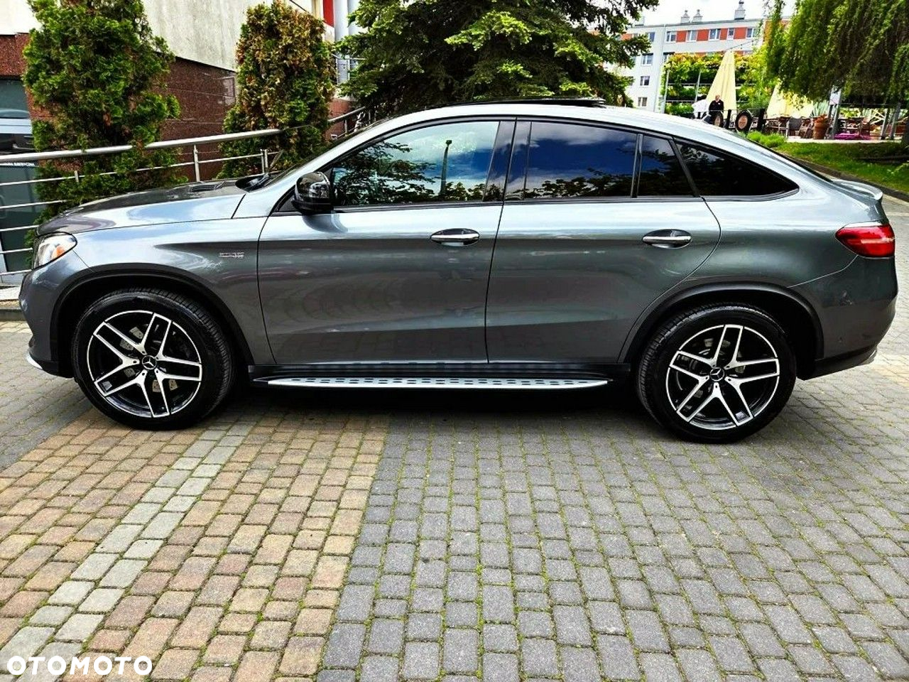 Mercedes-Benz GLE - 29