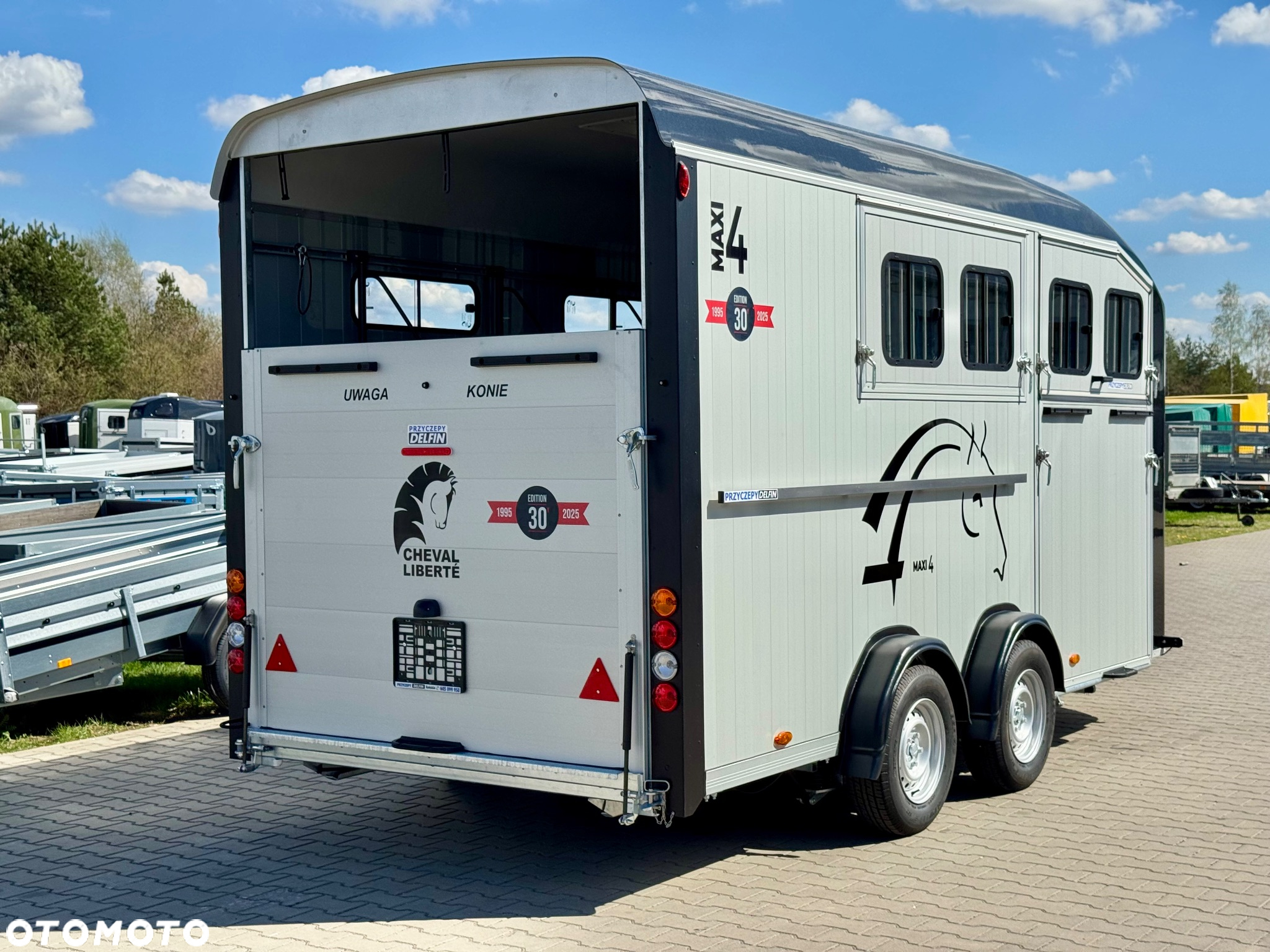 Cheval Liberte Maxi 4 - 12