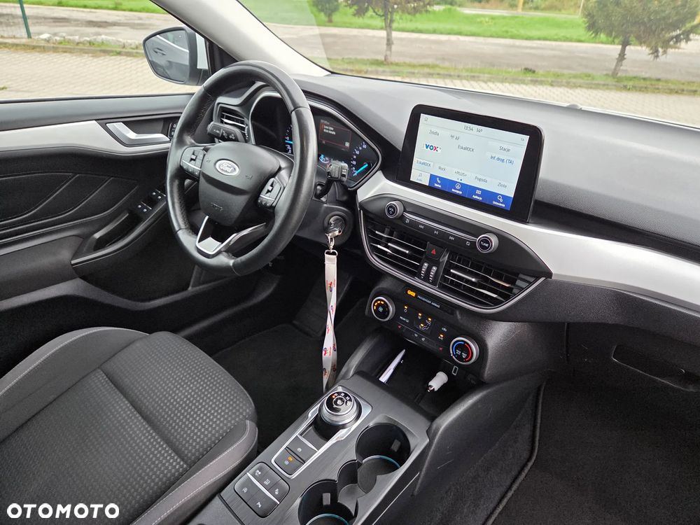 Ford Focus 1.5 EcoBlue Start-Stopp-System TITANIUM - 33