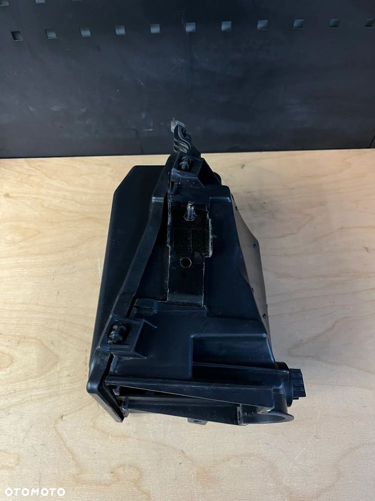 EXPERT III Jumpy III Vivaro IV Obudowa skrzynki BSI bezpieczników 9804681980 9678633380 - 2