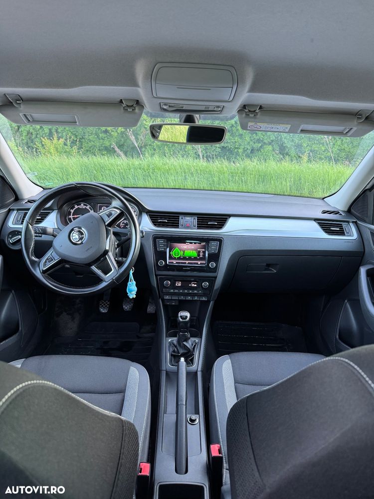 Skoda RAPID 1.0 TSI Style - 10