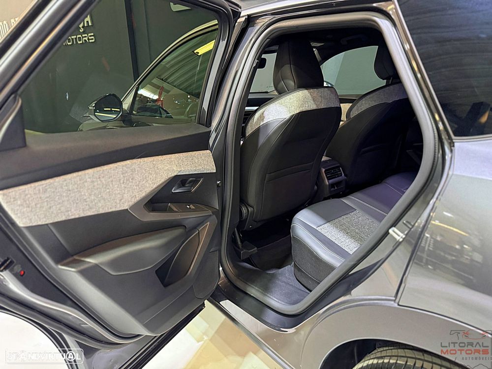 Peugeot 3008 1.2 Hybrid Allure e-DCS6 - 16
