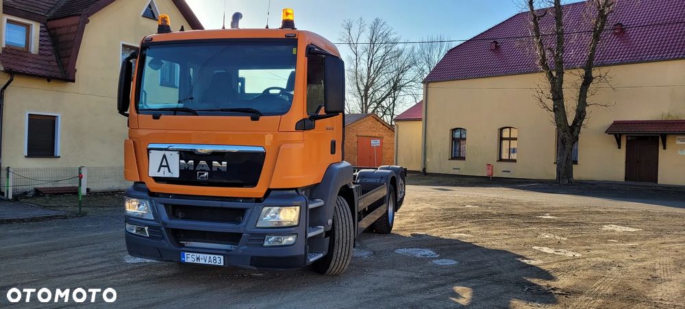 MAN TGS 2011r KRÓTKI ROZSTAW 390cm 3-y OSIOWY rama do zabudowy DMC 26t BECZKA ASENIZACJA - 13