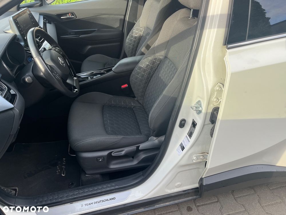 Toyota C-HR 2.0 Team Deutschland - 11