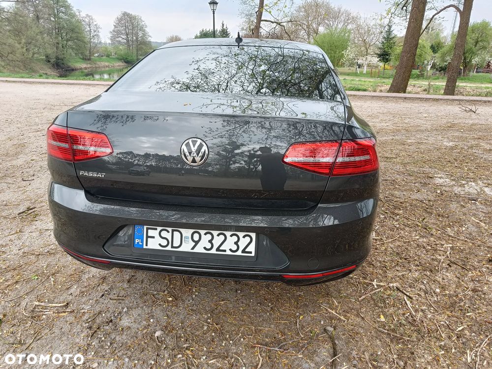 Volkswagen Passat 1.6 TDI BMT Comfortline - 6