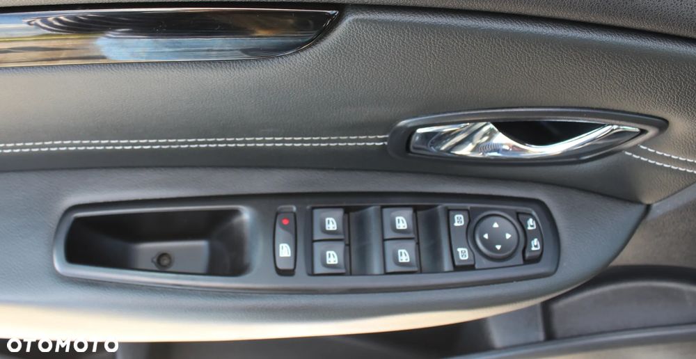 Renault Scenic ENERGY TCe 115 Bose Edition - 14