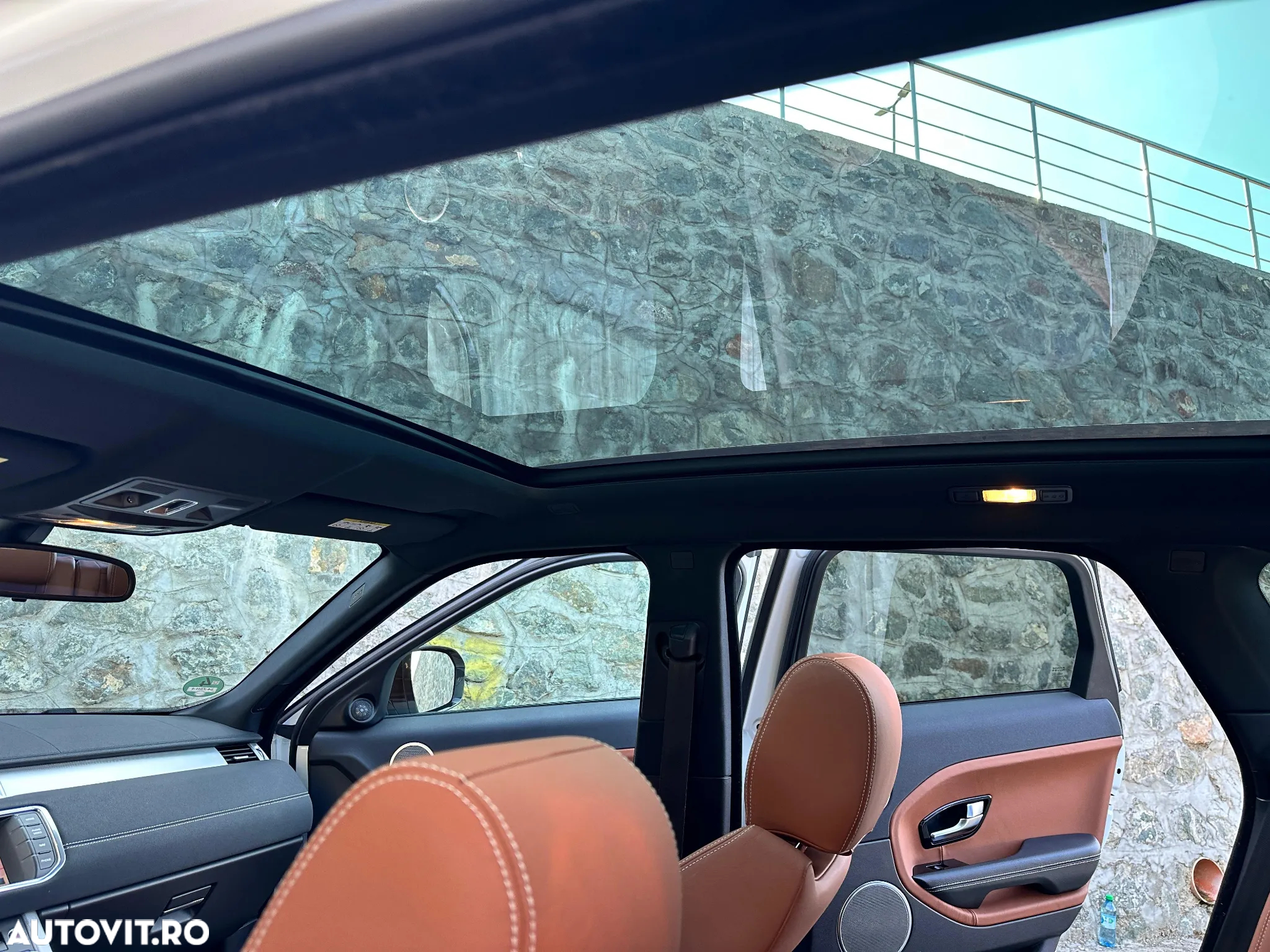 Land Rover Range Rover Evoque - 10