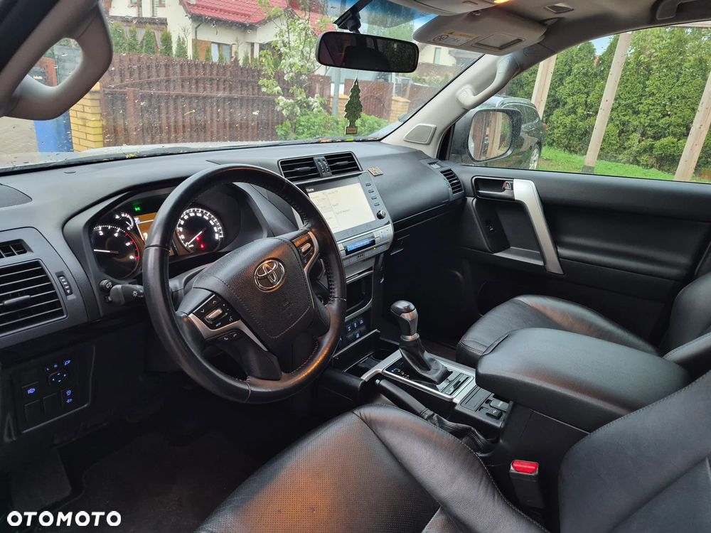 Toyota Land Cruiser 2.8 D-4D Automatik Executive - 8