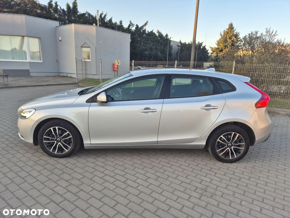 Volvo V40 D2 Inscription - 22