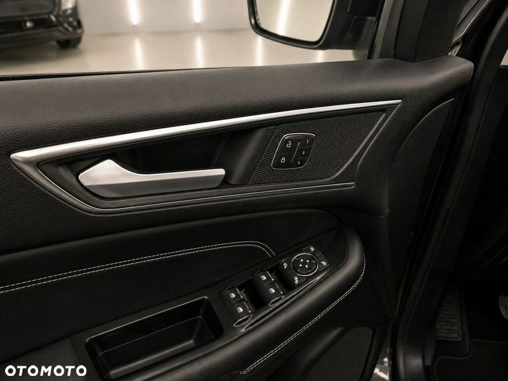 Ford Edge - 23