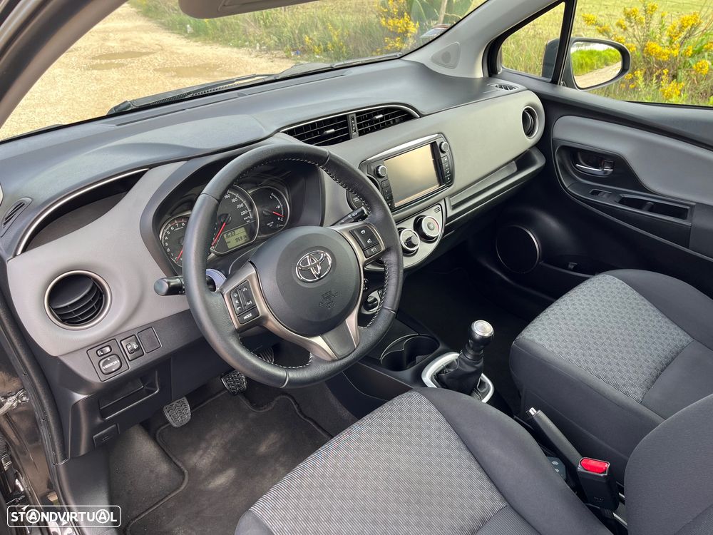 Toyota Yaris 1.0 VVT-i Comfort+P.Style - 14