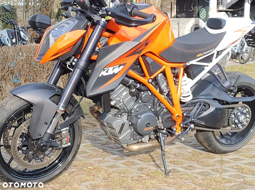 KTM Super Duke - 1