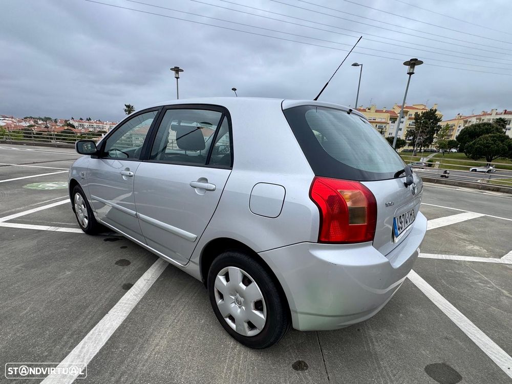 Toyota Corolla 1.4 SE - 5