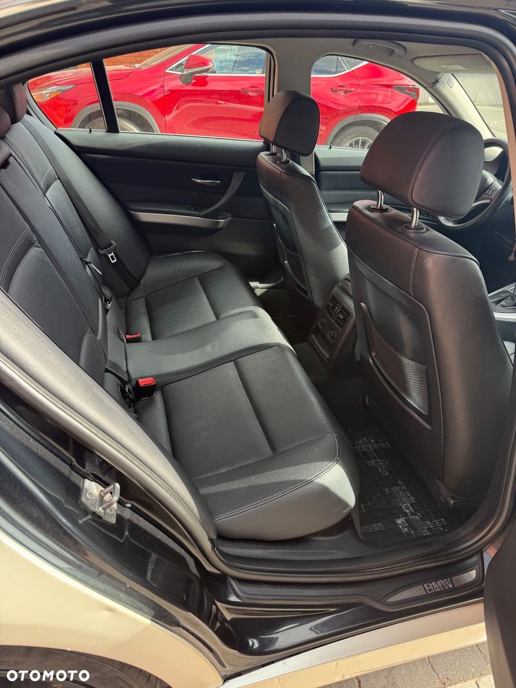 BMW Seria 3 - 12