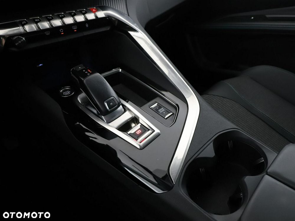 Peugeot 5008 BlueHDi 130 EAT8 Allure - 30