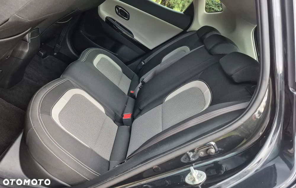 Kia Ceed 1.6 GDI Platinum Edition - 10
