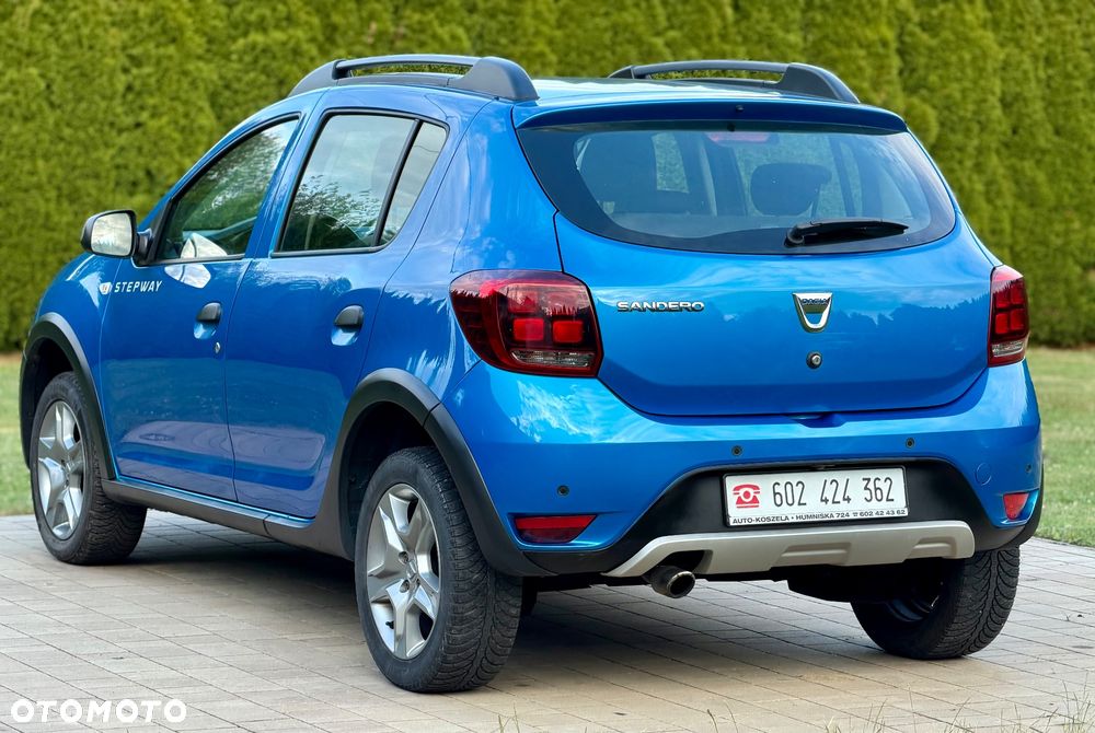Dacia Sandero Stepway TCe 90 (S&S) Celebration - 4