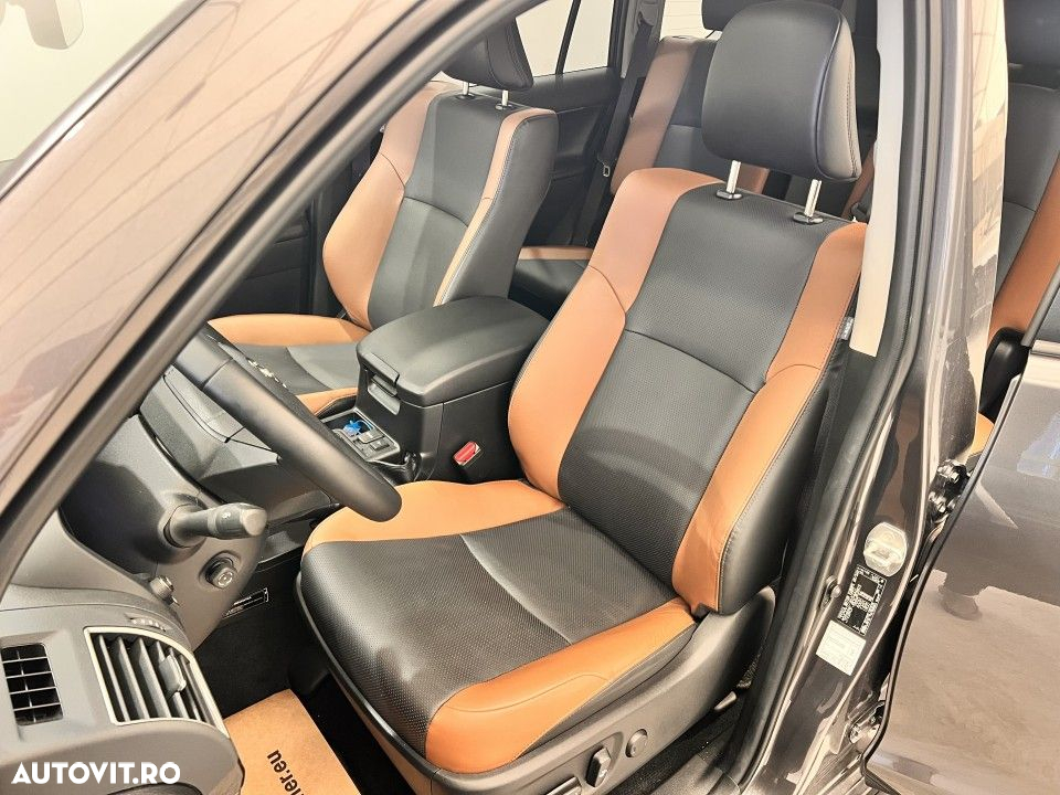 Toyota Land Cruiser - 11
