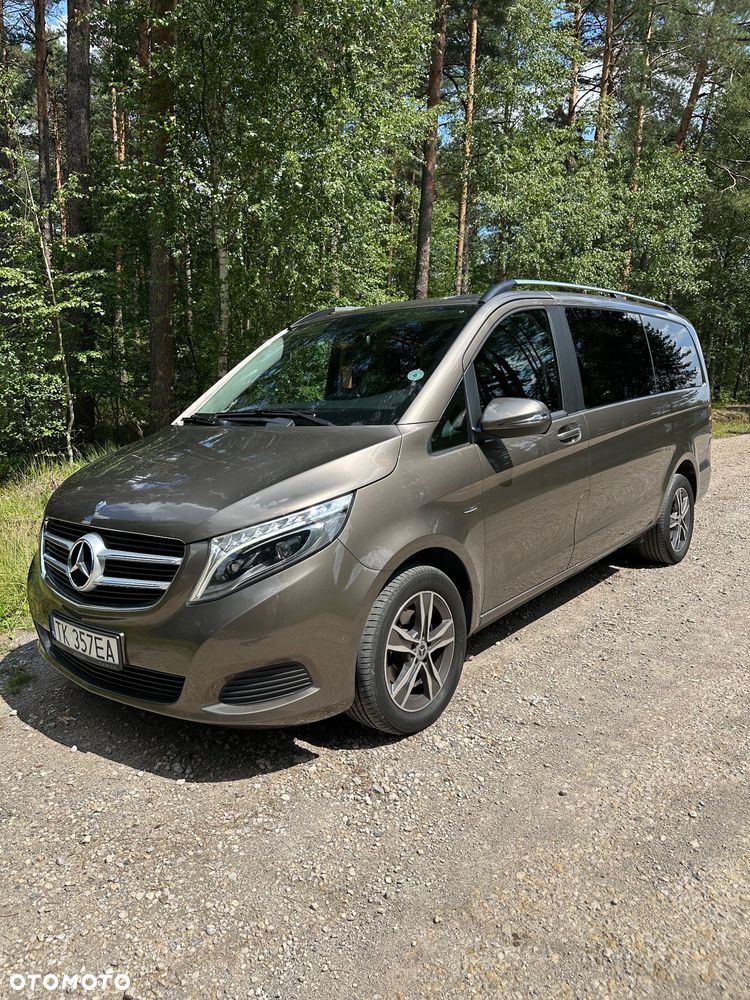Mercedes-Benz Klasa V 220 CDI Avantgarde - 1