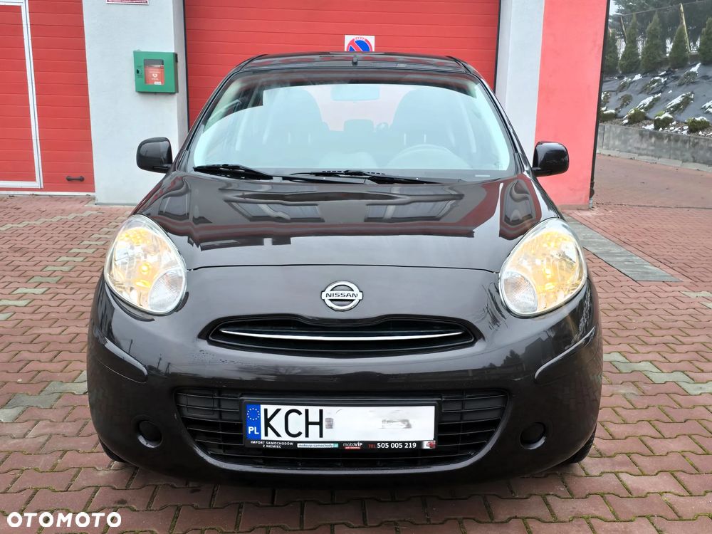 Nissan Micra 1.2 Bild der Frau - 13