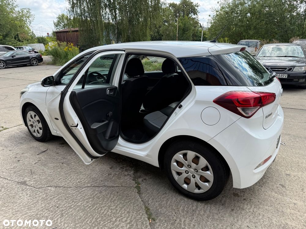 Hyundai i20 1.1 CRDi BlueDrive Comfort - 26