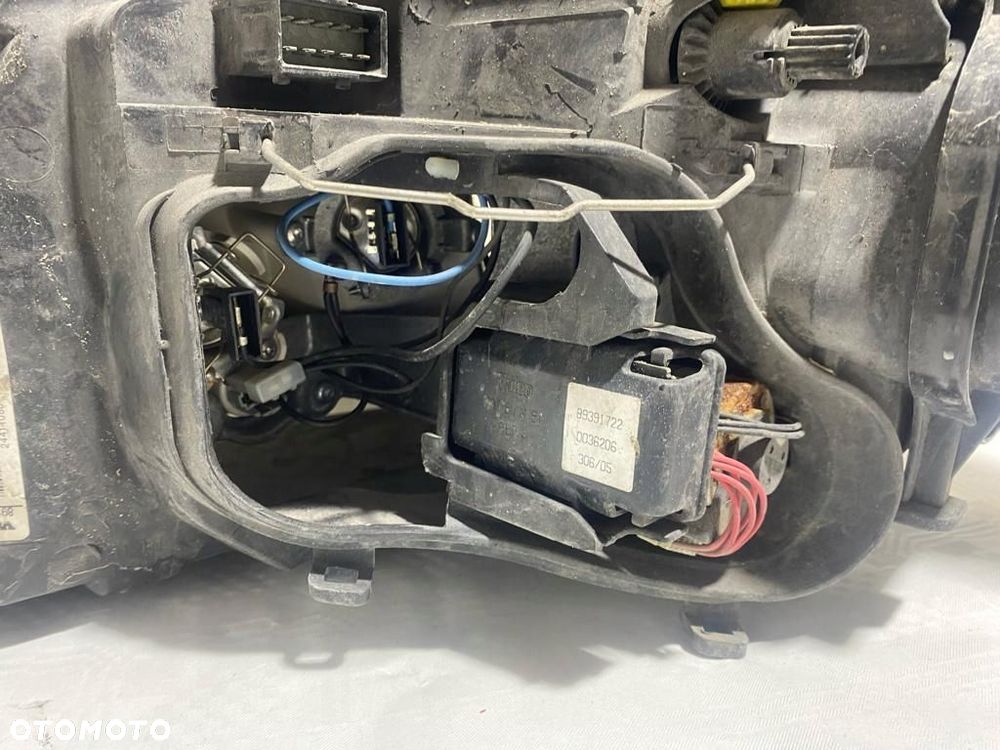 LAMPA PRZEDNIA LEWY PRZÓD OPEL VECTRA C LIFT XENON SKRĘTNY VALEO - 4