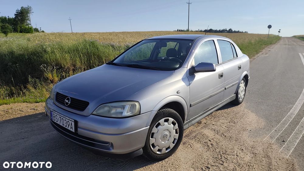 Opel Astra 1.4 Start - 1