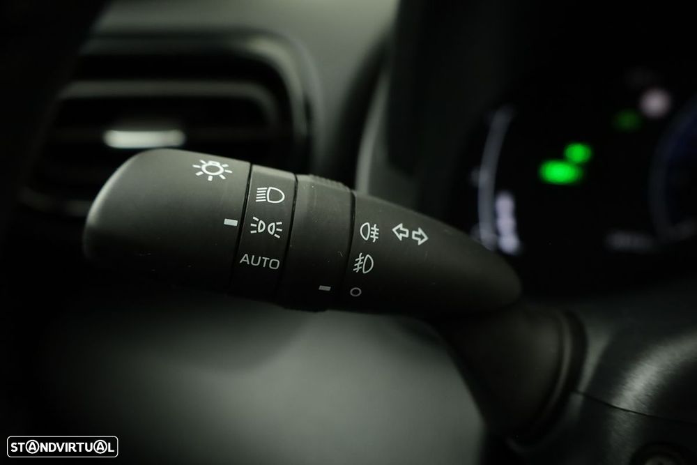 Toyota Yaris Cross 1.5 HDF Comfort - 16