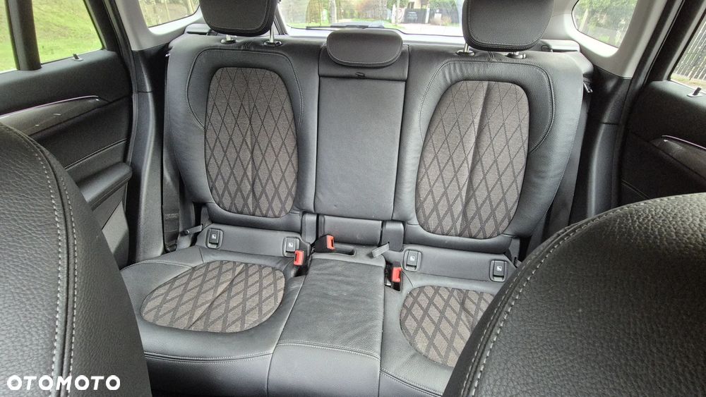 BMW X1 sDrive20i xLine - 10