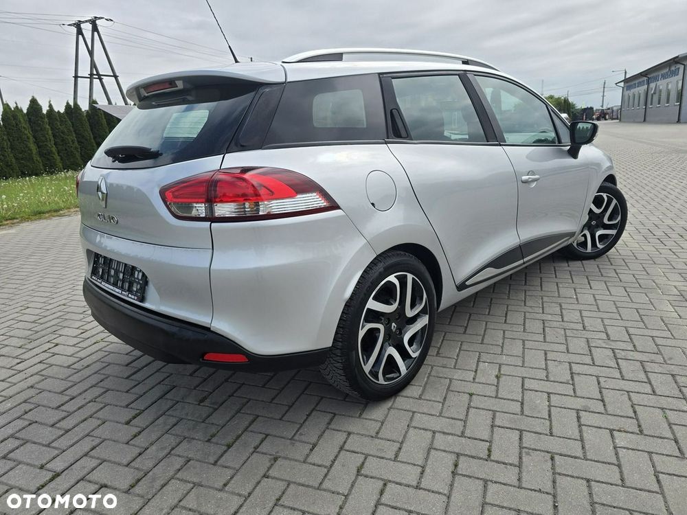 Renault Clio - 10