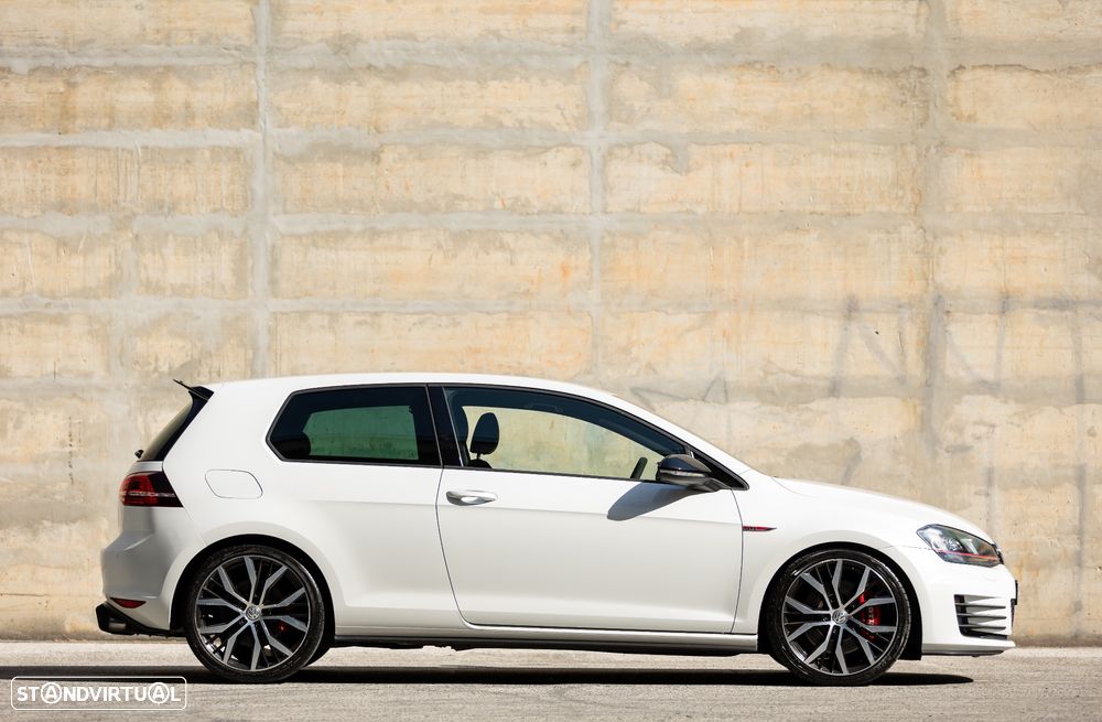 VW Golf GTI Performance BlueMotion DSG - 6